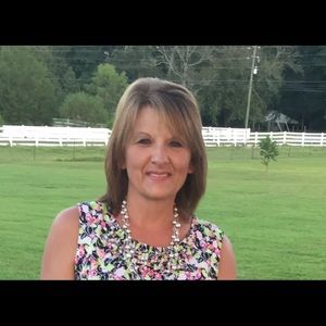 Meet your Posher, Vicky